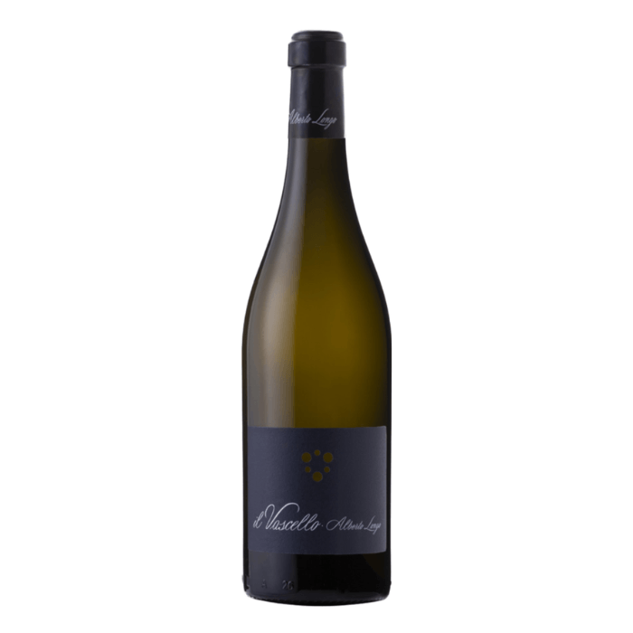Bottle of Alberto Longo Il Vascello IGP white wine, featuring the focus on Il Vascello Falanghina grape variety.